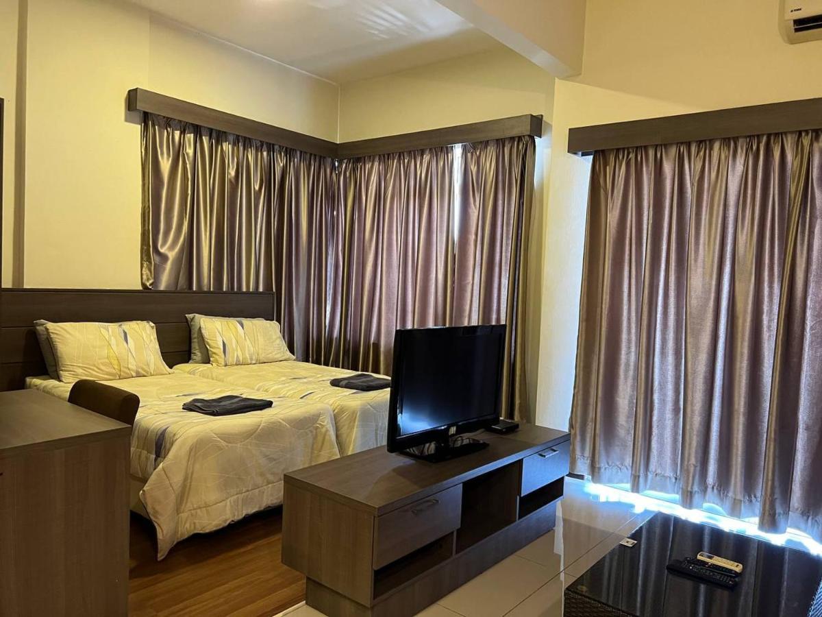 Homestay Melaka B Lagoon Studio Apartment Free Waterpark Tickets Kampong Bukit Beruang Buitenkant foto